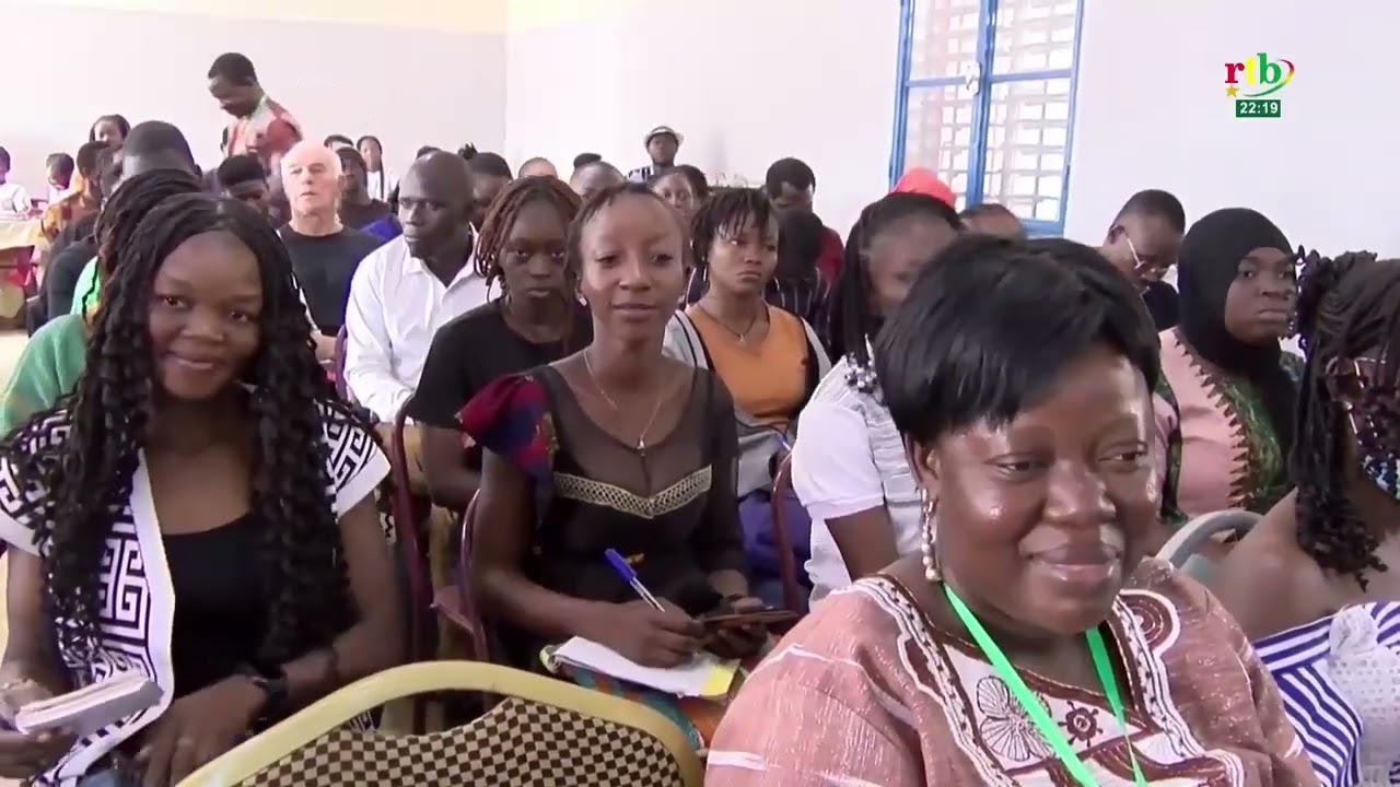 Premier Colloque international à Ouagadougou sur les études théâtrales africaines