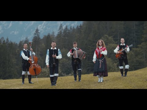 Prebrisani muzikanti - V domači vasi 4K (Official Video)