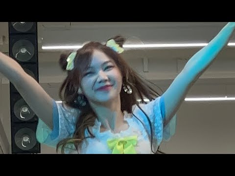 BNK48 - Kimi no Koto ga Suki Dakara | Namsai FanCam (Sayonara Crawl Roadshow MBK Center) 220430