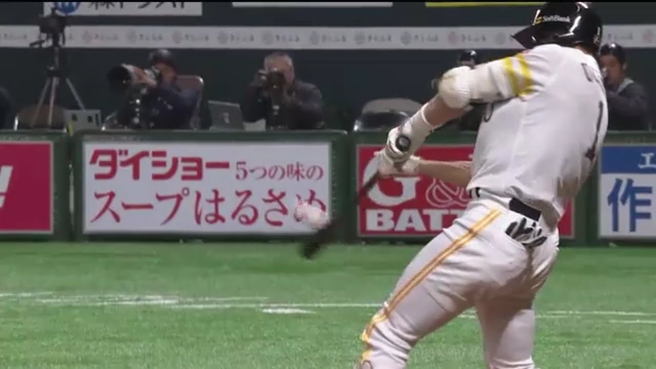 待ってた一発。福岡ソフトバンク・内川選手が反撃の2ラン！