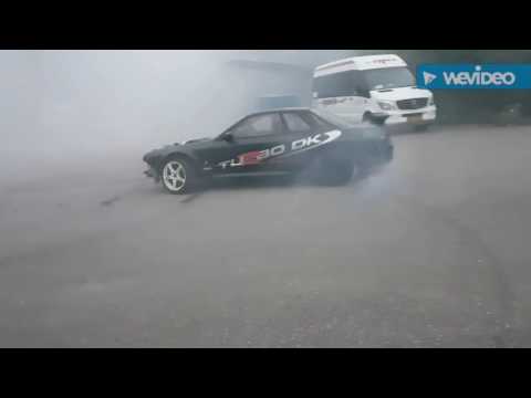 Testing the 1JZ engine in the Drift Skyline R32