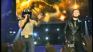 Scotty McCreery &amp; Tim McGraw - Live Like You Were Dying - American Idol 10 Finale - 05/25/11