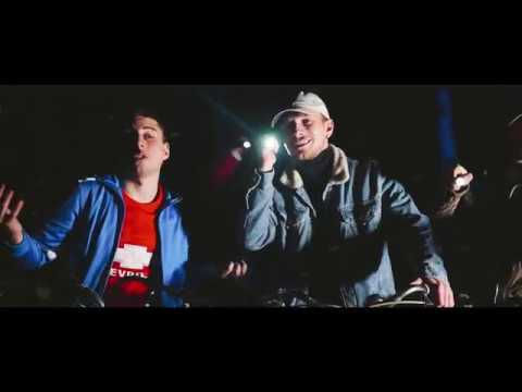 download lagu mp3 mp4 Rapper Gamberetti, download lagu Rapper Gamberetti gratis, unduh video klip Rapper Gamberetti