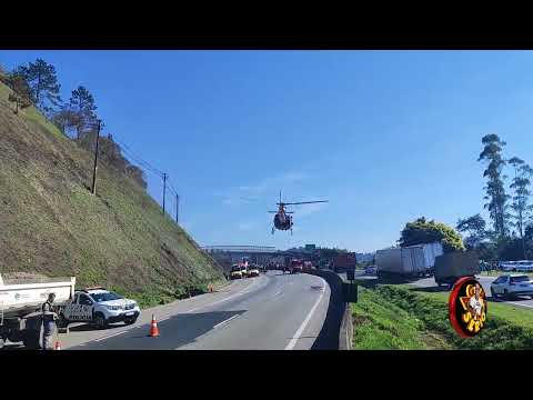 CHEGADA DO HELICÓPTERO ÁGUIA NO LOCAL DA QUEDA DO AVIÃO EM JUQUITIBA.