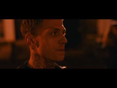 A bőr alatt / A Taste of Ink