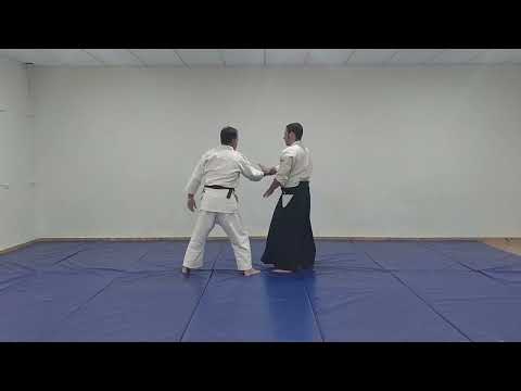 Aikido Basic Techniques: Kosa dori - Kokyu nage