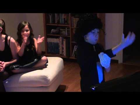 Kevin Nilsson dance to Michael Jackson on New Year's Eve 2011!