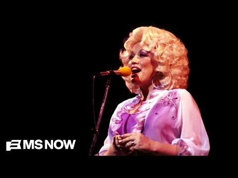 'You can't take the country out of Dolly': Tennessee lawmaker