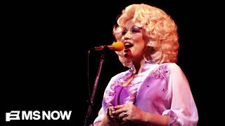 'You can't take the country out of Dolly': Tennessee lawmaker
