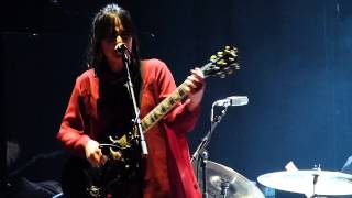 The Howling Bells - Broken Bones live Manchester MEN Arena 18-02-13