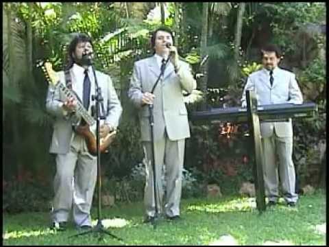 download lagu mp3 mp4 Esquelita, download lagu Esquelita gratis, unduh video klip Esquelita