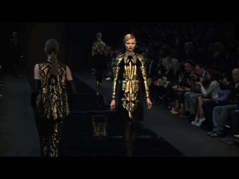 Paris / Guy Laroche Ready-To-Wear Fall/Winter 2012/13 (fashion show and interview)