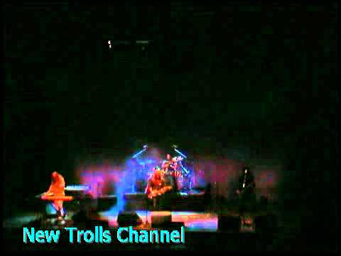 NEW TROLLS - America OK - Il Mito live 2011