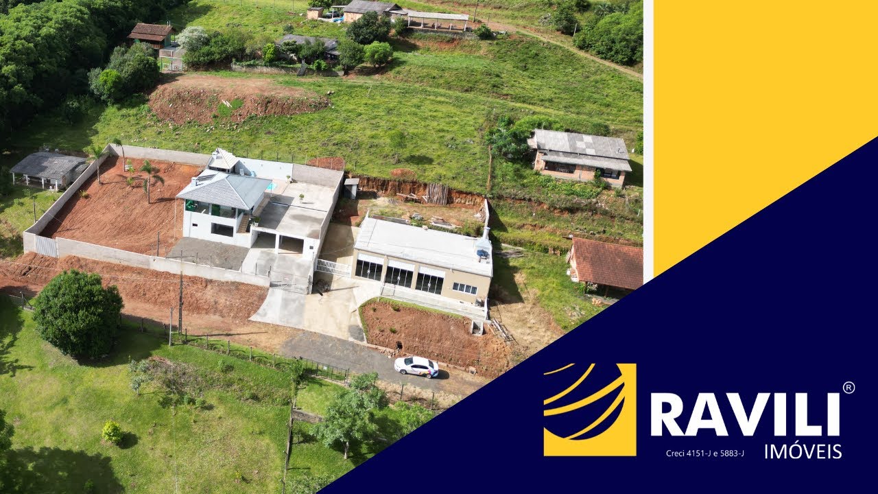  Casa com Terreno ao lado à Venda com Deslumbrante Vista Panorâmica para o Lago, no Alague!