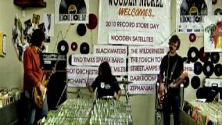 2010 RECORD STORE DAY STREETLAMPS FOR SPOTLIGHTS LIVE @ WOODEN NICKEL MUSIC