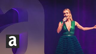 Katherine Jenkins – Somewhere Over The Rainbow: In tribute to Judy Garland | #AttitudeAwards