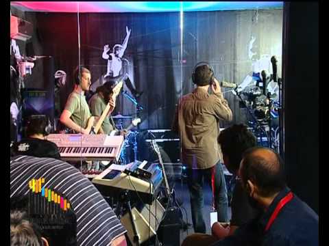 Puglia Creativa - Shoe's killin' worm.avi