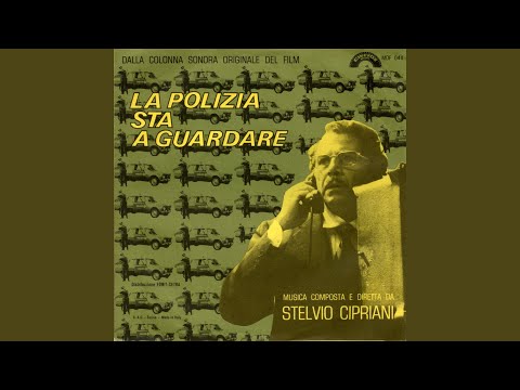 Video thumbnail for La polizia sta a guardare