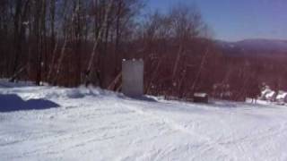 preview picture of video 'Skiing Magic Mountain March 2008'