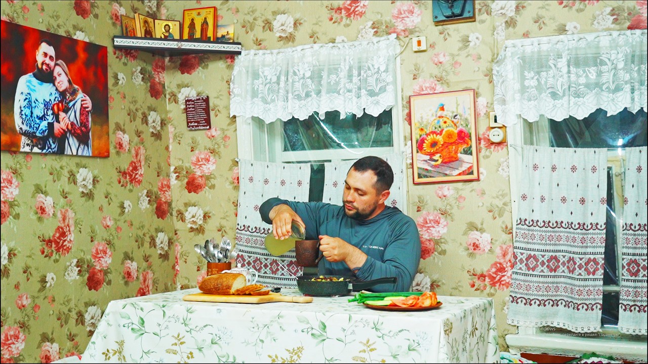 ЖЕНА В РОДДОМЕ | ОСТАЛСЯ ОДИН В ДЕРЕВНЕ | ОБНАРУЖИЛ ЕЩЁ ОДНУ СЕМЬЮ | РАБОТА В Д?