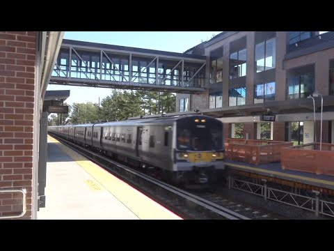 NY Long Island New Carle Place Train Station