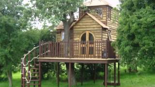 preview picture of video 'High Life Treehouses - Treehouse design and construction specialists'