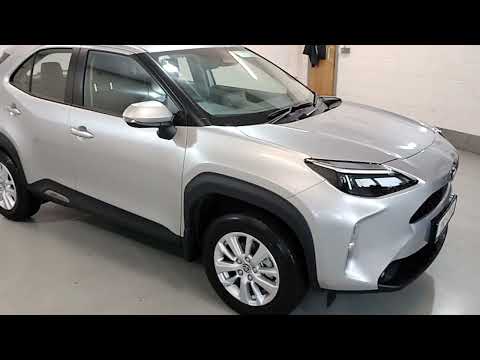 Toyota Yaris Cross HYBRID LUNA DEMO CAREPACK - Image 2