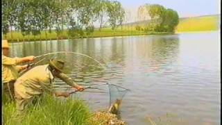 preview picture of video 'Romania, The Sebes Valley - Fishing and hunting trip 2'