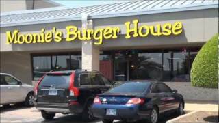 Moonies Burger House - Austin Restaurants on Dining512.com