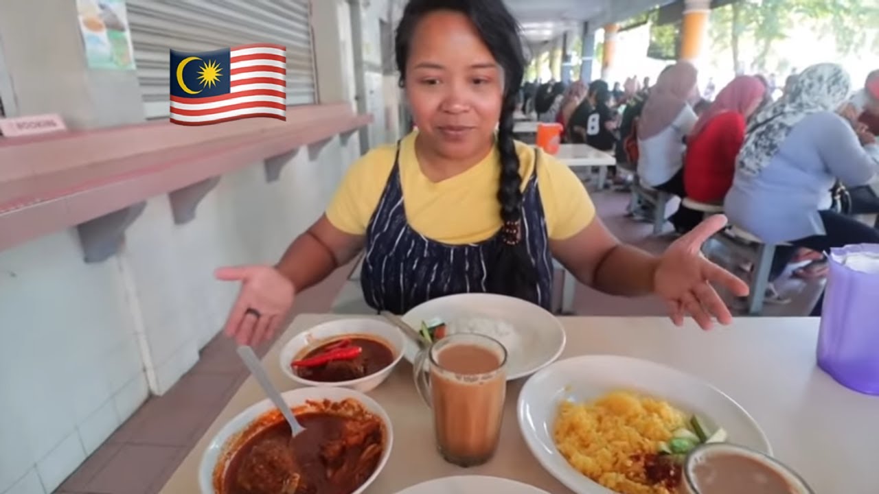 ICONIC MALAYSIAN Food in TERENGGANU for BREAKFAST | MALAYSIAN Street Food in Kuala Terengganu