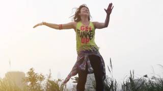 Zumba® with Kathleen ▸ Bomba Estéreo - Sólo Tú