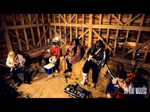 Eska - 'She's In The Flowers' - In The Woods 2012 Barn Sessions