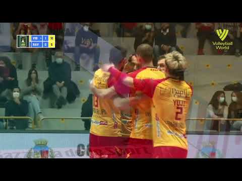 Highlights di Tonno Callipo Calabria Vibo Valentia - Consar RCM Ravenna 3-0 (6° turno di SuperLega)