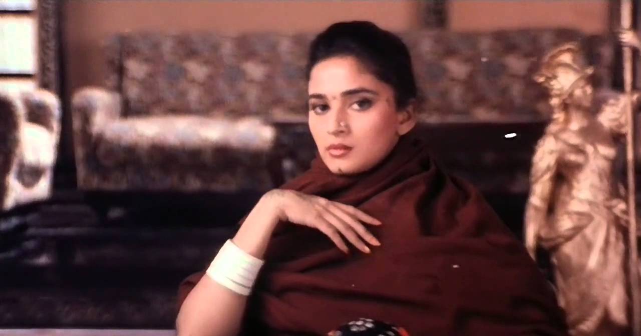 Choli Ke Pichhe Kya Hai (Male) Lyrics | Khalnayak | Vinod Rathod | Laxmikant Pyarelal