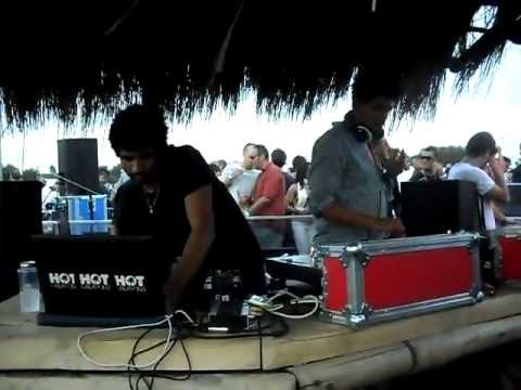 Lee Curtiss feat Debbie Rennalds - 'Body Twitch'  (VQ016) @ Circoloco, Janga Beach 18.09.2011 (HD)