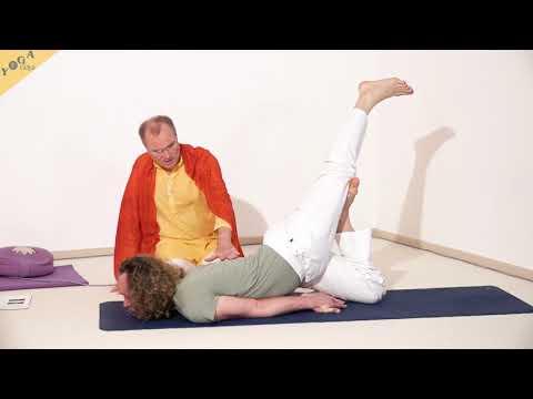 Ein-Bein-Heuschrecke - Yoga Asana Lexikon