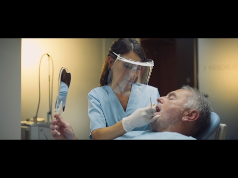 Dr. Magyar Krisztina / vezető fogszakorvos / Avenue Dental