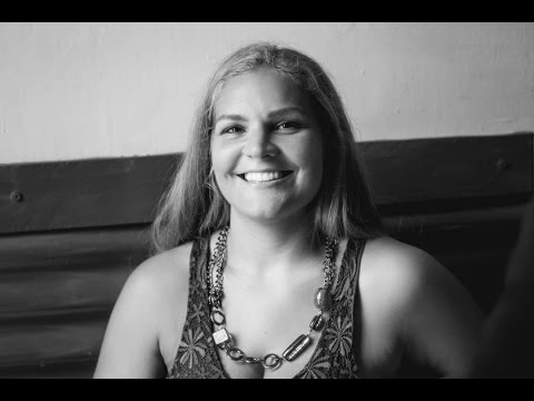 DOS MUJERES UN CAMINO. Laura Maidana