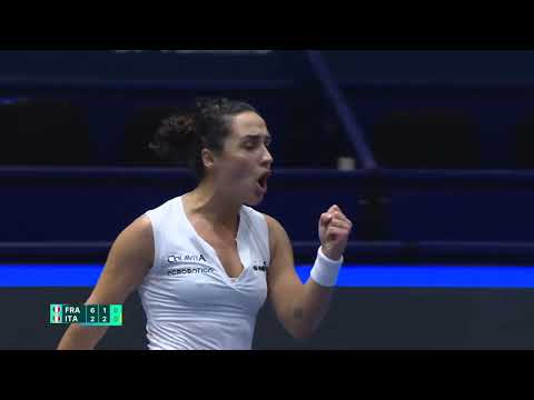 Highlights: Alize Cornet (FRA) v Martina Trevisan (ITA)