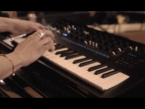 Sharon Mansur Trio- Outside In