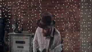 Liam Finn &amp; Eliza Jane &quot;Long Way To Go&quot; Official Video