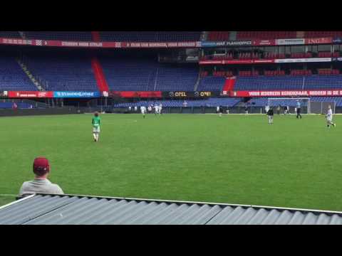 Alexandria 66 Quick JO9-1 Kik scoort na assist Finn in de Kuip