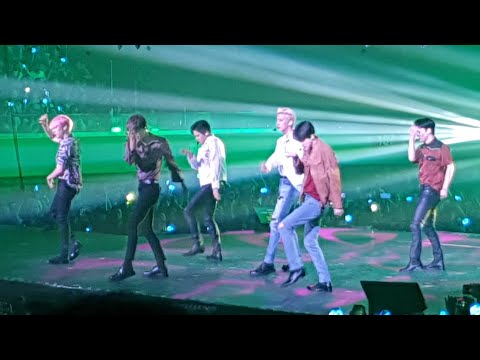 EXO sings 24/7 LIVE in Manila EXO PLANET #5 EXplOration #EXplOrationLiveinMNL