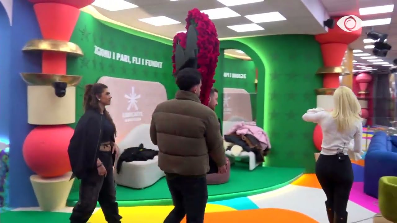 Zemër e krijuar me trëndafila, Danja merr surprizën e veçantë nga partneri për Shën Valentin