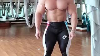 Download lagu Korean Bodybuilder Seung Chul Lee - Posing Practice mp3