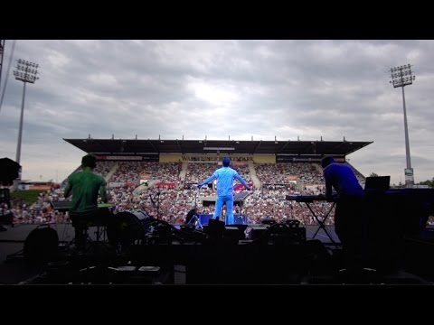 Bright Light Bright Light - On Tour With Elton John