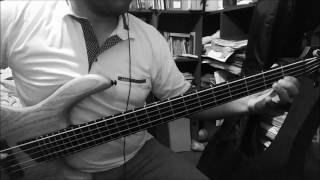 Time out   Hiromi (bass unison)