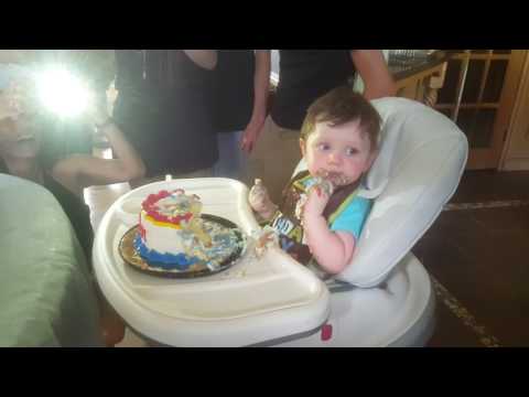 Kaeden's First Birthday Party Cake Smash