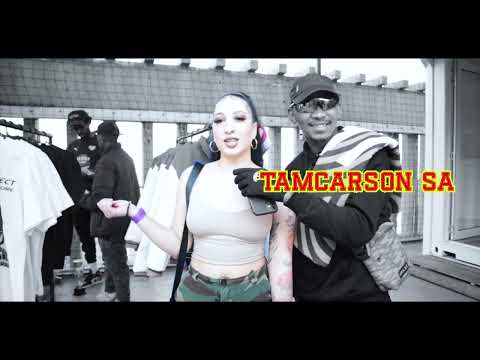 Tam Carson on the streez with Kitkat Magandii