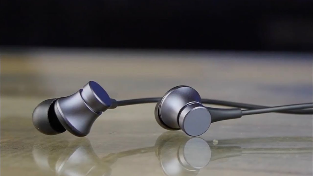 Навушники Xiaomi Mi In-ear headphones Piston fresh (black) video preview